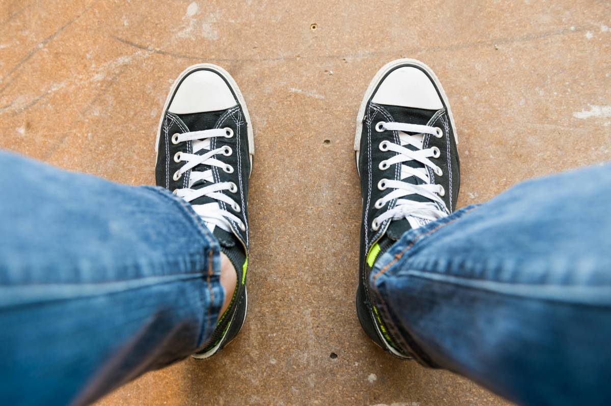 What Are the Top Sneaker Trends Dominating the US in 2025?